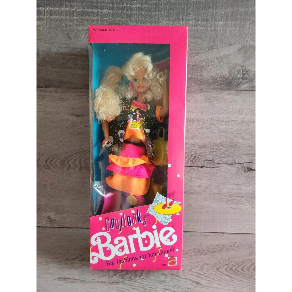 Vintage Cool Looks Barbie Doll Hip Fashion For Hot Times Mattel 1990 #5947 New